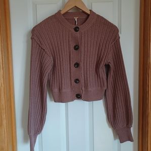 Free People Cable Knit Cropped Cardigan Size XS Light brown/Mauve NWT